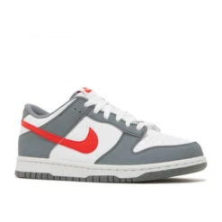 Nike Dunk Low Next Nature Smoke Grey Light Crimson (GS) - FB8038-001 -Vêtement Séries Magasin 550x550 me 91y8h4Ds FB8038 001 3