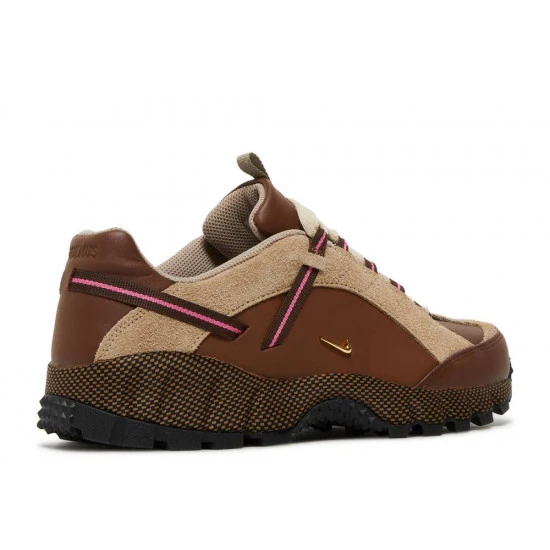 Nike Air Humara LX Jacquemus Ale Brown Gold (W) - DR0420-200 3 Nike Air Humara LX Jacquemus Ale Brown Gold (W) - DR0420-200 – Image 3