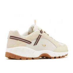 Nike Air Humara LX Jacquemus Light Bone Gold (W) - DR0420-001 5 Nike Air Humara LX Jacquemus Light Bone Gold (W) - DR0420-001 -Vêtement Séries Magasin 550x550 me ntmUxf4e DR0420 001 2