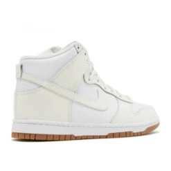 Nike Dunk High Sail Gum (W) - DD1869-109 5 Nike Dunk High Sail Gum (W) - DD1869-109 -Vêtement Séries Magasin 550x550 me s7xvV3H4 DD1869 109 2
